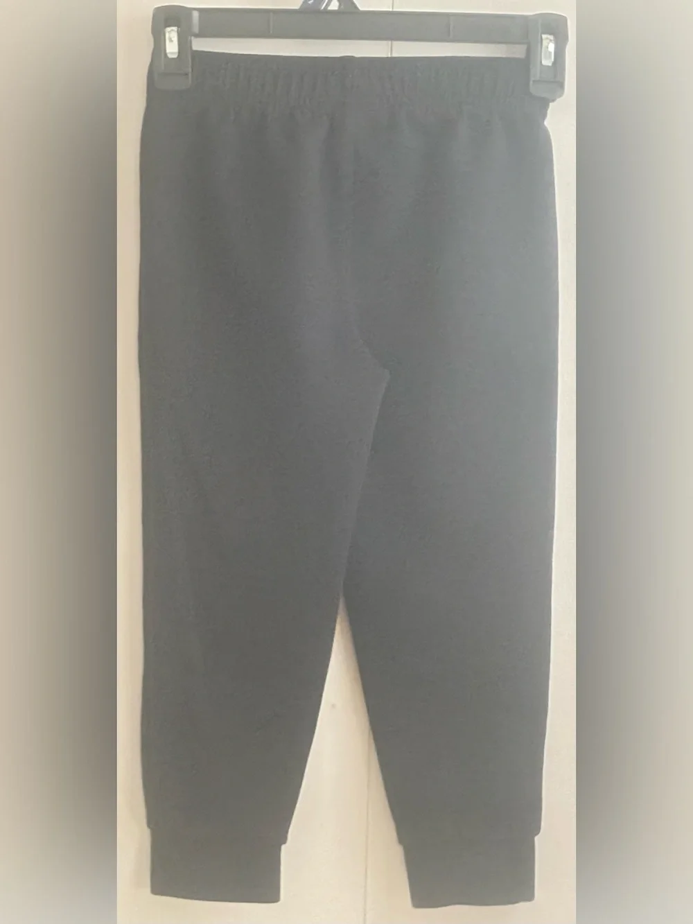KIDS UNDER ARMOUR JOGGING SET BLK, size 5